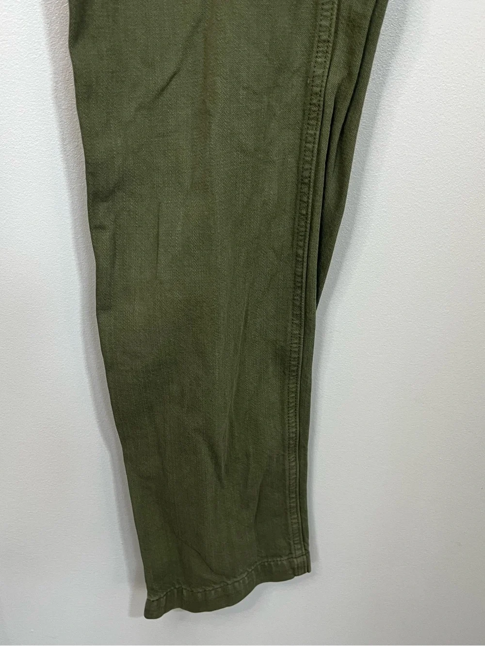 Aritzia Denim Forum Olive Green Cotton 90’s Utility High Rise Loose Jean 26 - Picture 3 of 15